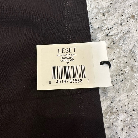 LESET Rio Stirrup Pant in Chocolate Size XS - Picture 5 of 6